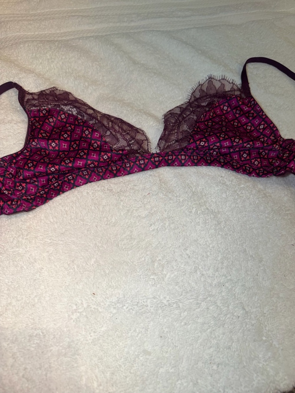 Victorias Secret Pink Burgundy Geometric Print Lace Trim Bralette Size S